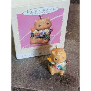 Hallmark 1997 Garden Club ornament Xmas decor flowers